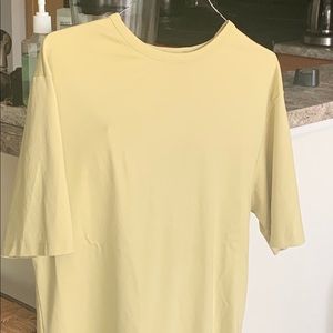Simple green tee shirt. MURANO  brand.